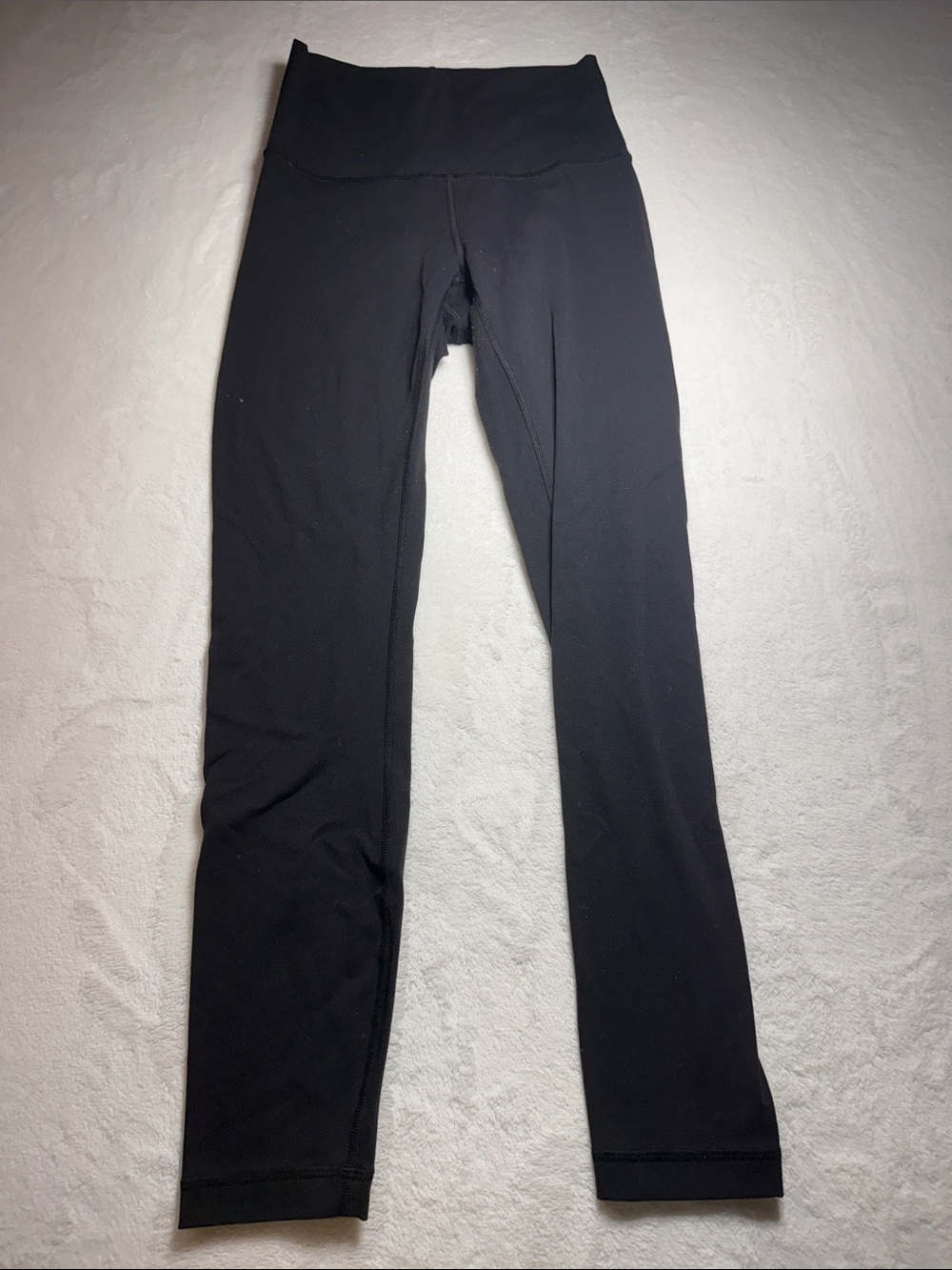 Lululemon Black Wunder Under Leggings ‘28 size 4